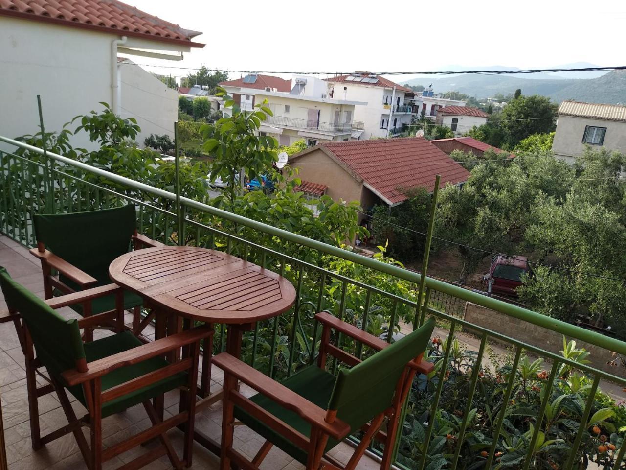 Cosy Apartment In Stoúpa Esterno foto